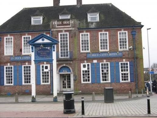 West Brom Sector 5 vs Wolves Subway Army | 1983 Clash blue gates pub smethwick