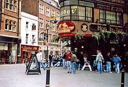 Millwall vs Hibs 1990: Bushwackers vs CSS hibs css in london pubs