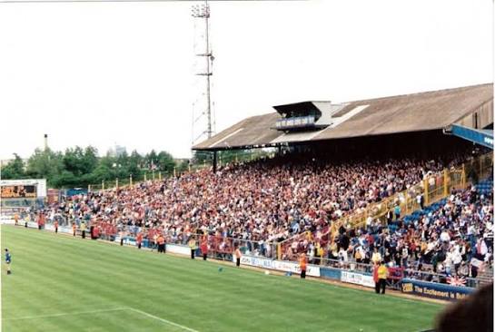 inside the old den with fans