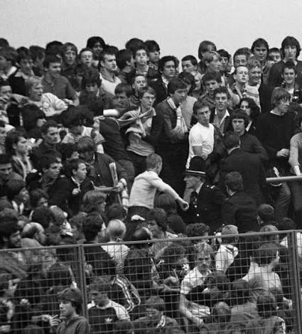 Newcastle v Man United (1972): The Red Army's Worst Day? man united red army in a ground