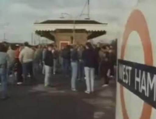 Liverpool vs West Ham 1973 | The Day the ICF Was Born west ham icf waiting for train